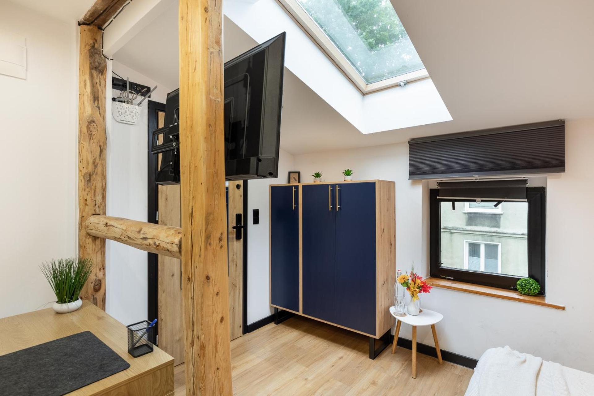 Bedthoven Lofts You! Self Check-In & Parking Tychy Exterior photo