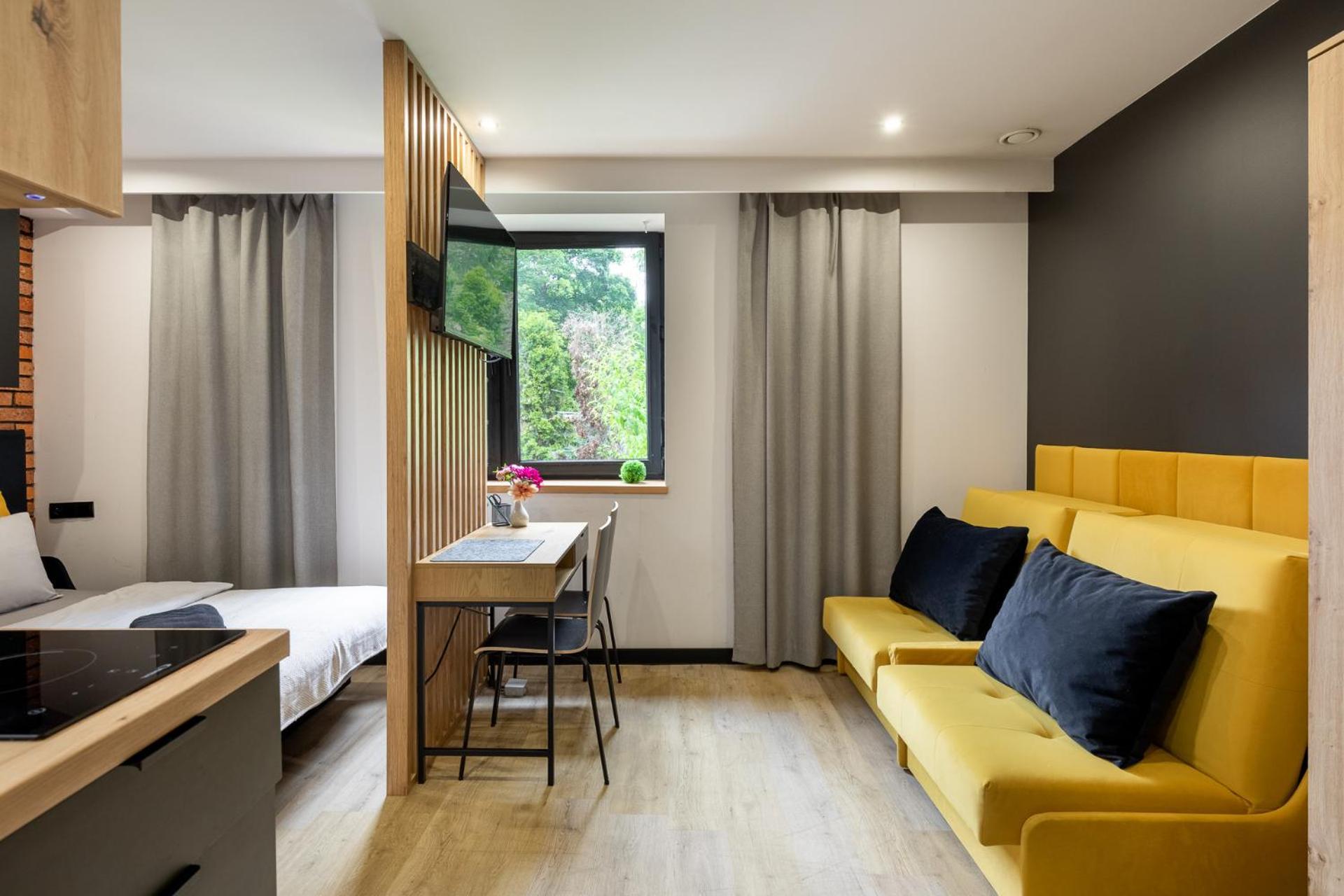 Bedthoven Lofts You! Self Check-In & Parking Tychy Exterior photo