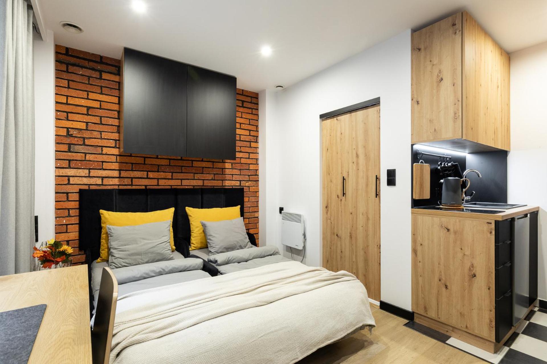 Bedthoven Lofts You! Self Check-In & Parking Tychy Exterior photo